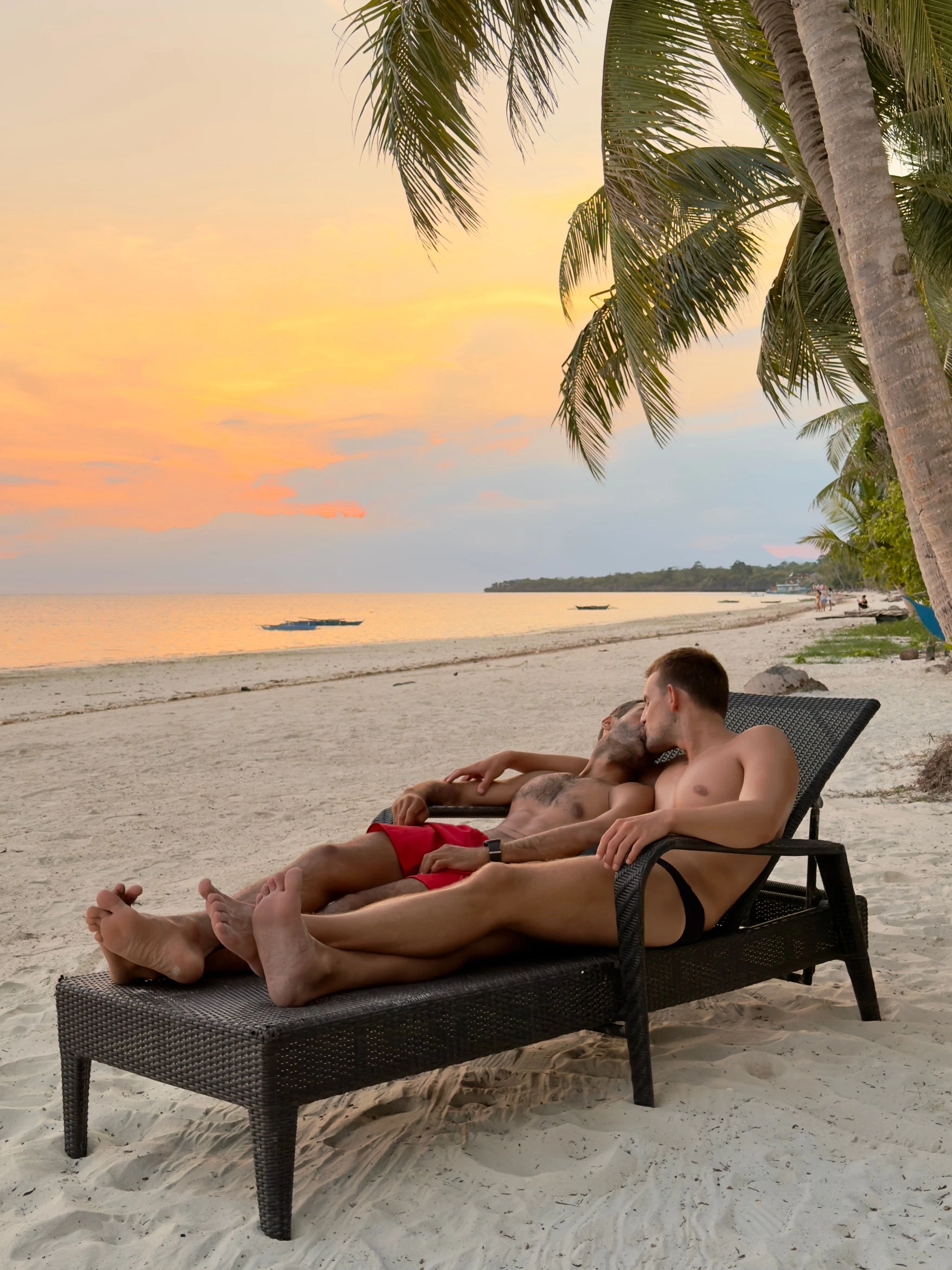 Charisma Beach Resort — Photo 2
