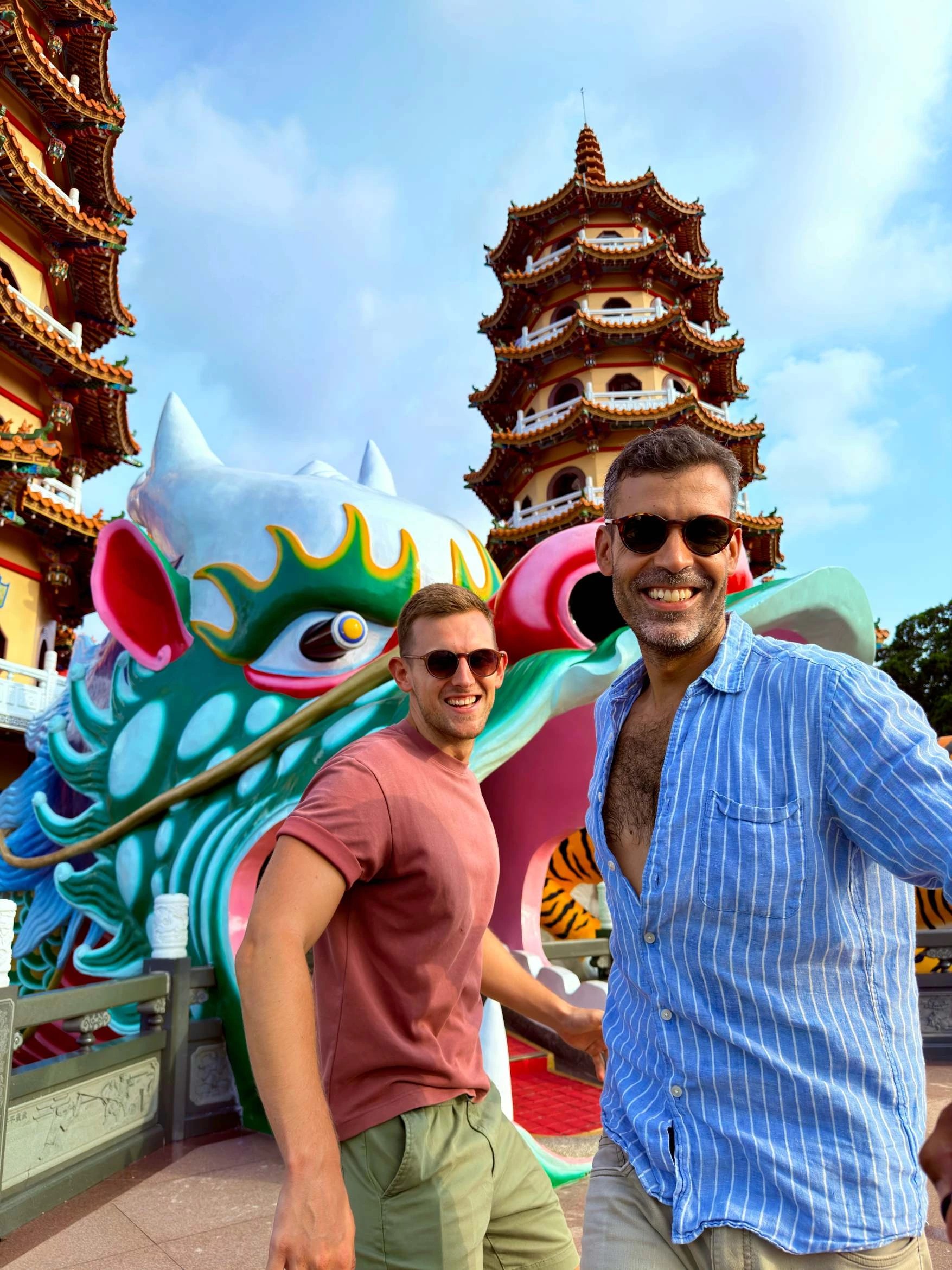 Pagodes du Dragon et du Tigre — Photo 2