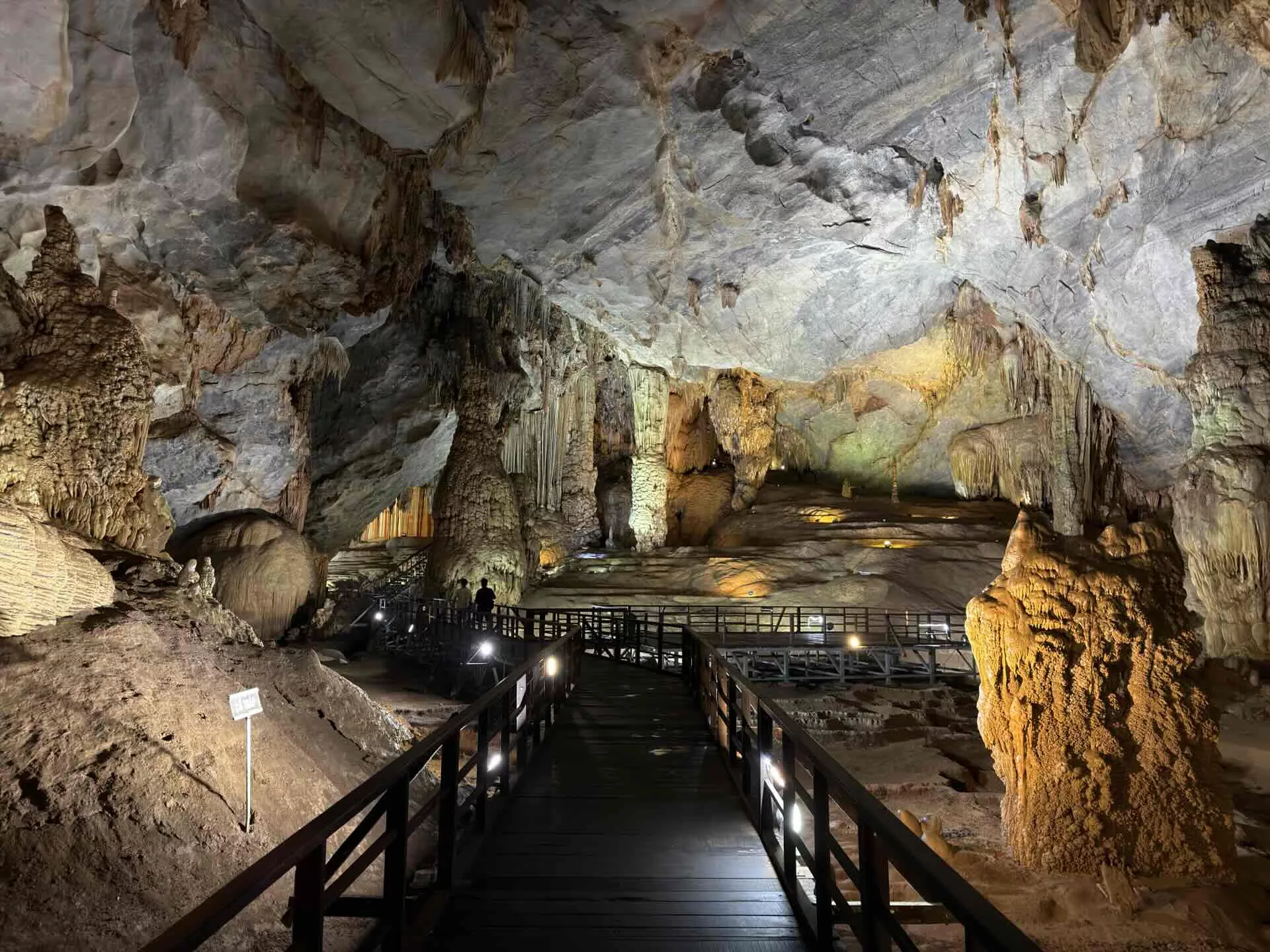 Phong Nha, but what is this madness under the mountain?