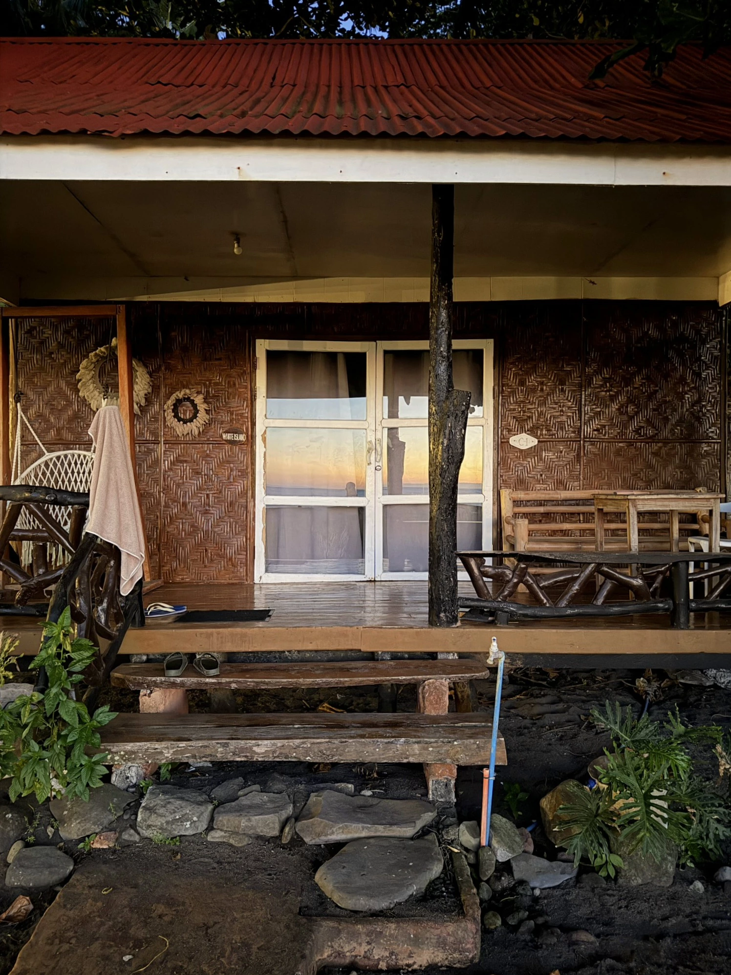Playa del Fuego Camiguin Beach Hostel & Resort