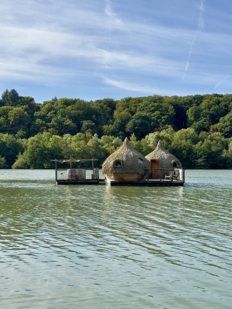 An unusual night at Les Grands Lacs